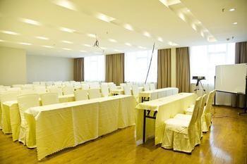 Miaozu Buyi Hotel Fenghuang Εξωτερικό φωτογραφία