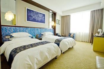 Miaozu Buyi Hotel Fenghuang Εξωτερικό φωτογραφία